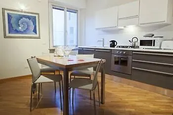 Exclusive La Reunion